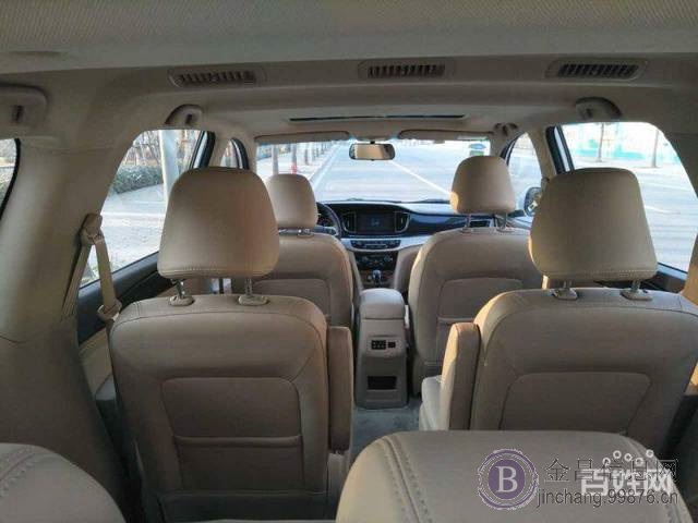 宝骏730 2016款 1.5T 手动豪华导航ES